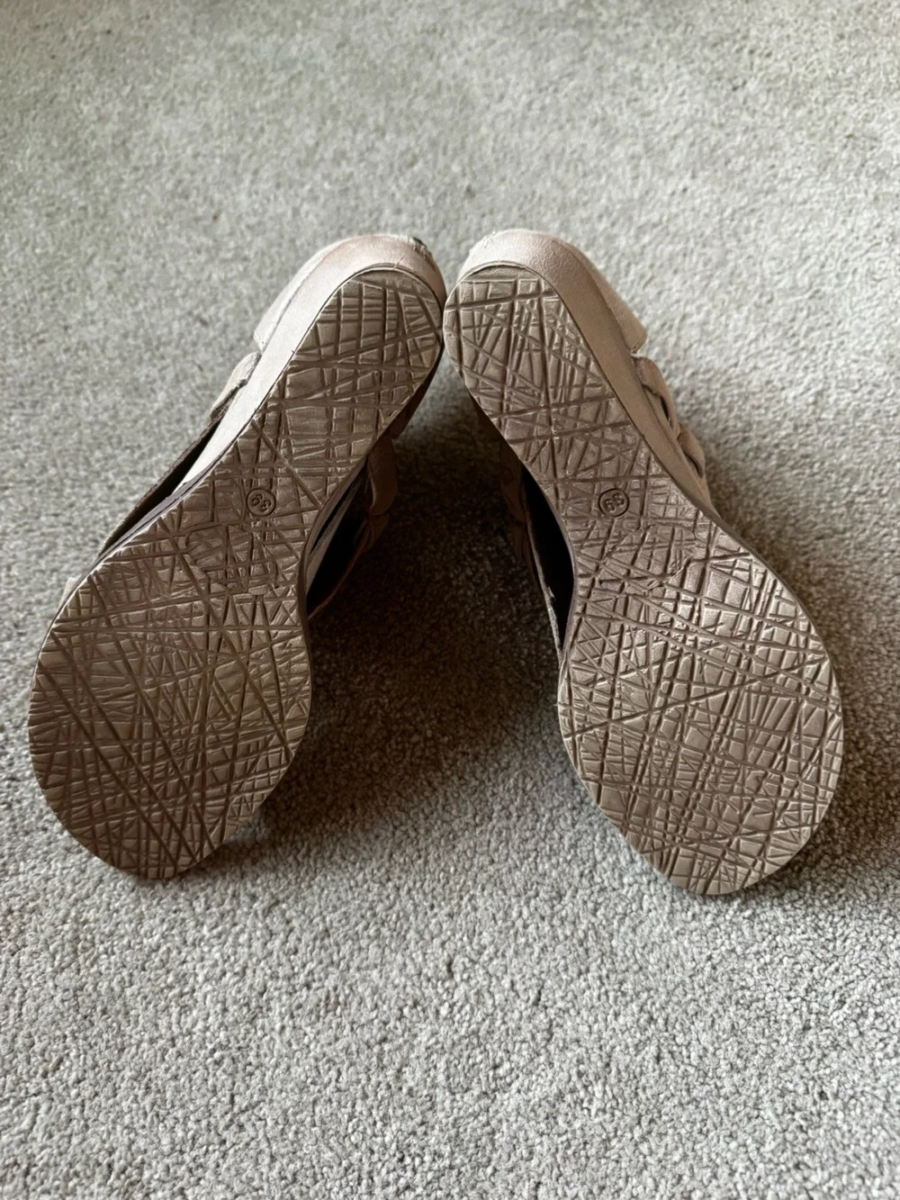 Miz Mooz stylish taupe